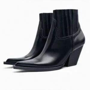 Zara Heeled Ankle Cowboy Boot